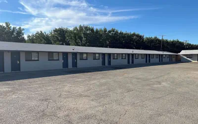 Motel 6 Artesia, NM