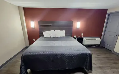 Budget Inn & Suites