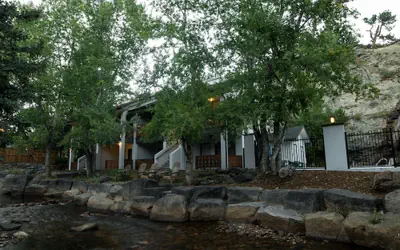 Silver Moon Inn