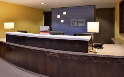 Holiday Inn Express & Suites Page - Lake Powell Area by IHG
