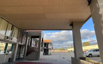 Western Motel