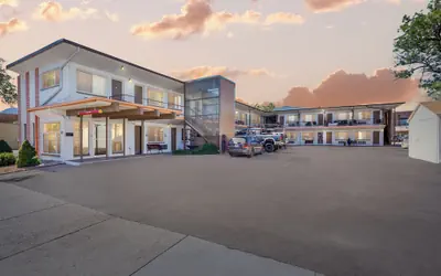 Nevada Flats Hotel