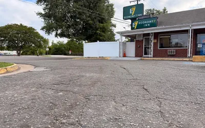 Economy 7 Inn Near Hampton University VA