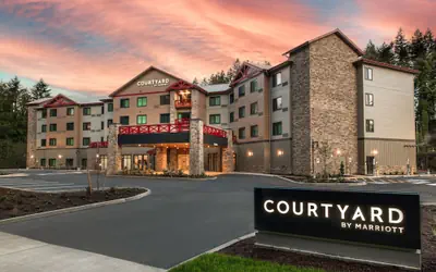 Courtyard By Marriott Olympia