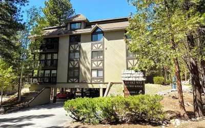 Taste Of Burgundy 1 Bedroom Condo by RedAwning