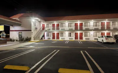 Red Roof Inn Los Angeles - Wilmington, CA