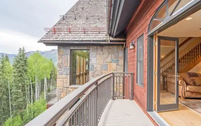 Bear Creek Lodge by Alpine Lodging Telluride
