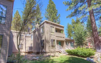 Pinenut Place 1 Bedroom Home by RedAwning