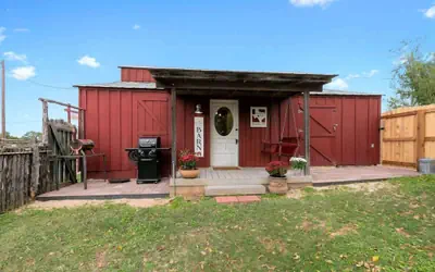 Gorgeous Barn Cabin 10min From Main St!