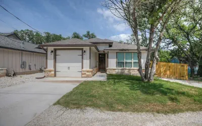 Pristine 3-bedroom Home Near Canyon Lake!