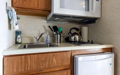 The Shores Beachside Studio Unit 5679