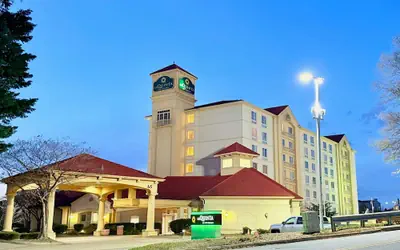 La Quinta by Wyndham Haywood Mall-Near Greenville Downtown