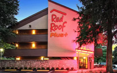 Red Roof Inn PLUS+ Atlanta - Buckhead