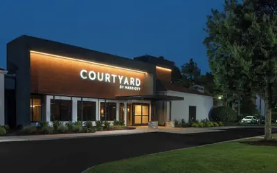 Courtyard by Marriott Memphis East/Park Avenue