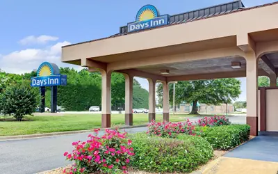 Days Inn by Wyndham Wilson