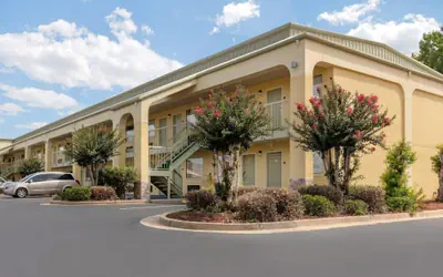 Quality Inn McComb