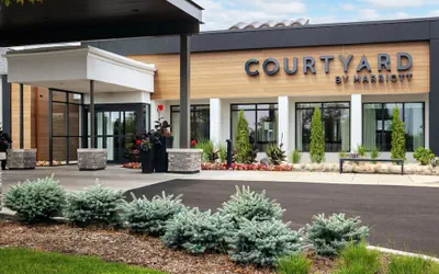 Courtyard Chicago Waukegan Gurnee