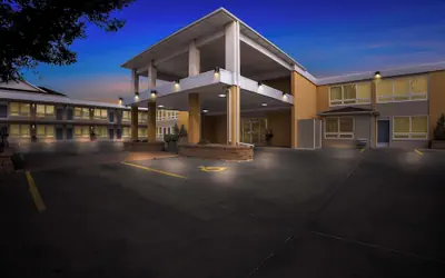 Best Western Lee's Motor Inn