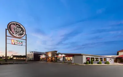 AmericInn by Wyndham Appleton Downtown
