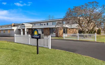 Days Inn by Wyndham Fond du Lac