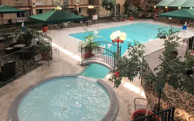 Clarion Inn