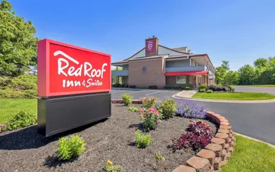 Red Roof Inn & Suites Marysville