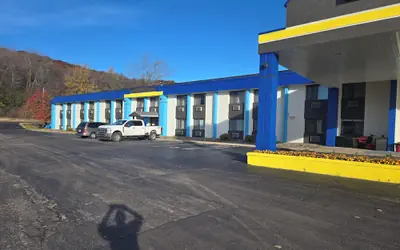 Days Inn by Wyndham Portage/Cascade Mountain area