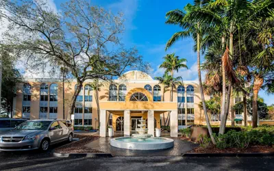 La Quinta Inn & Suites by Wyndham Fort Lauderdale Tamarac