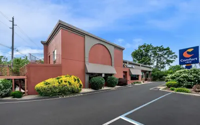 Comfort Inn Paramus - Hackensack