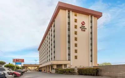 Best Western Plus Grosvenor Airport Hotel