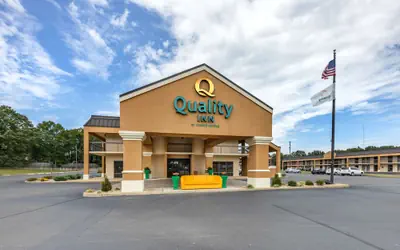 Quality Inn Paris