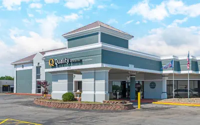 Quality Inn & Suites Kansas City - Independence I-70 East
