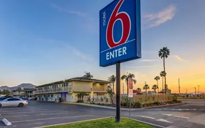 Motel 6 San Bernardino, CA - South
