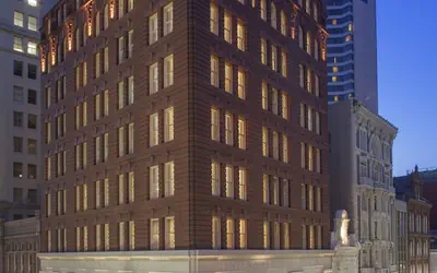 International House Hotel
