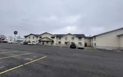 Coldwater Inn & Suites near I 69