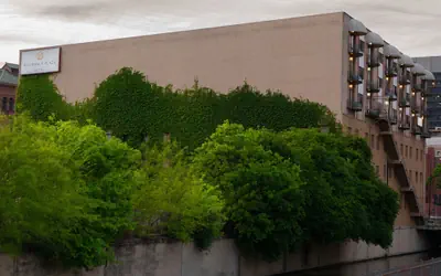 Riverwalk Plaza