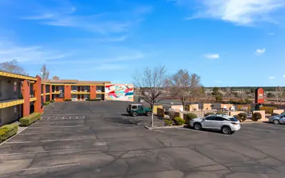 Kings House Motor Hotel, a Dazzler Select by Wyndham