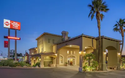 Best Western Plus A Wayfarer's Inn And Suites