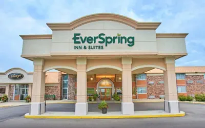 EverSpring Inn & Suites