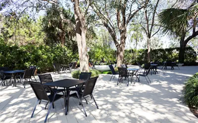 Inn at Pelican Bay