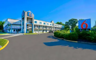 Motel 6 Virginia Beach, VA