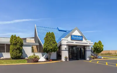 Travelodge by Wyndham Milwaukee