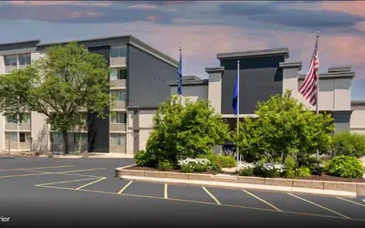 The Center Hotel Grand Rapids Airport