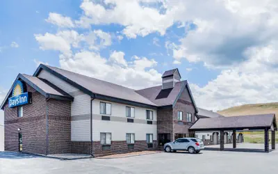 Days Inn by Wyndham Sturgis