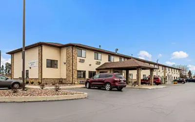 Quality Inn Sheboygan North I-43