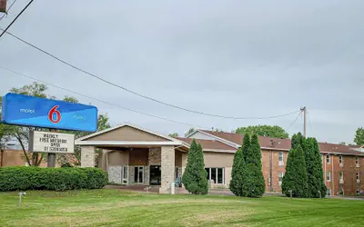 Motel 6 Rockford, IL