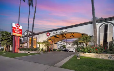 Best Western Plus Newport Mesa Inn