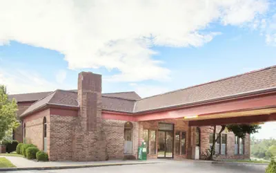 Super 8 by Wyndham Atchison