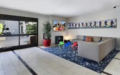 Holiday Inn Hotel & Suites Anaheim by IHG