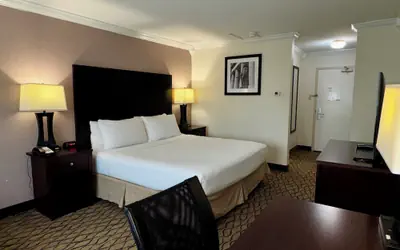 Executive Inn - Fort Lee